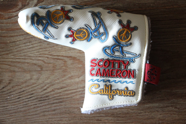 Serviette De Golf Scotty Cameron 2025 Gallery Peace Painter - Violet Et Or